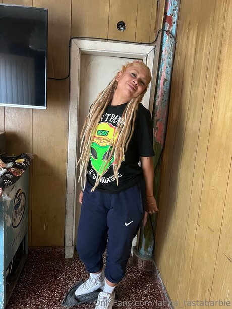 Latina Rastabarbie pornstar img