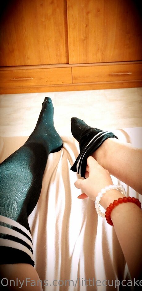 Littlecupcake1 nude model img