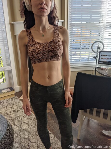 Fionadreams model porn photos