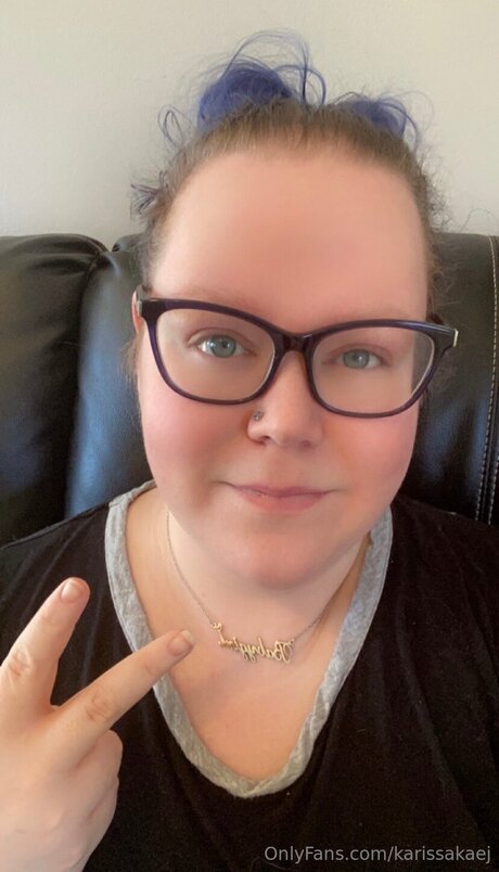 Karissakaej art star pic