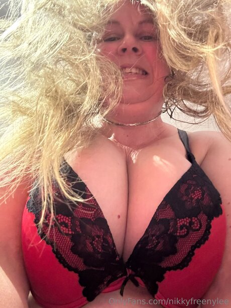 Nikkyfreenylee pornstar nice photos