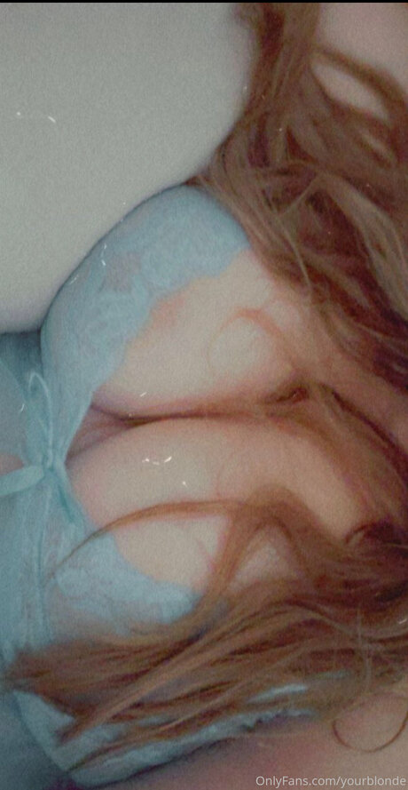 Yourblonde erotic model pics