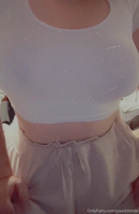 Yourblonde porn star picture