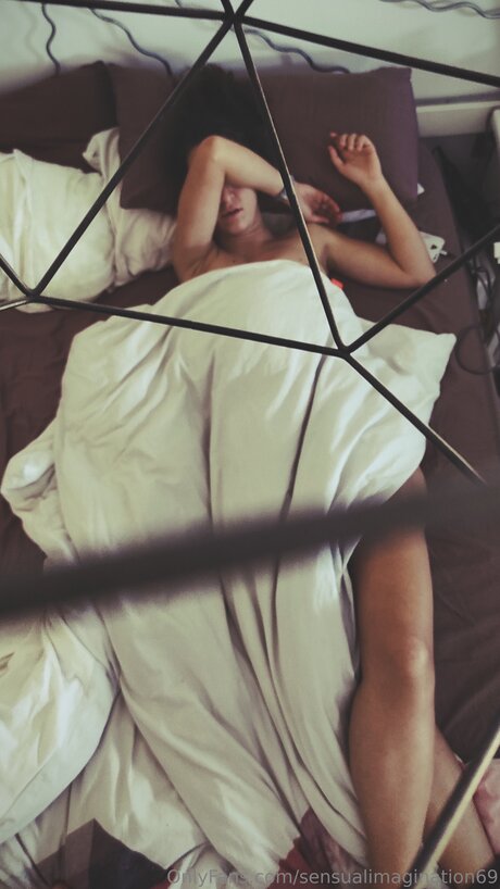 Sensualimagination69 naked model galleries