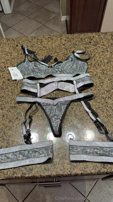 threesome asian onlyfans free nude img