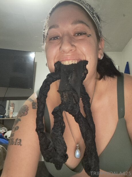 Trippykoala425 model high quality images