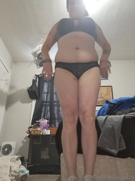 Trippykoala425 model beautiful archive