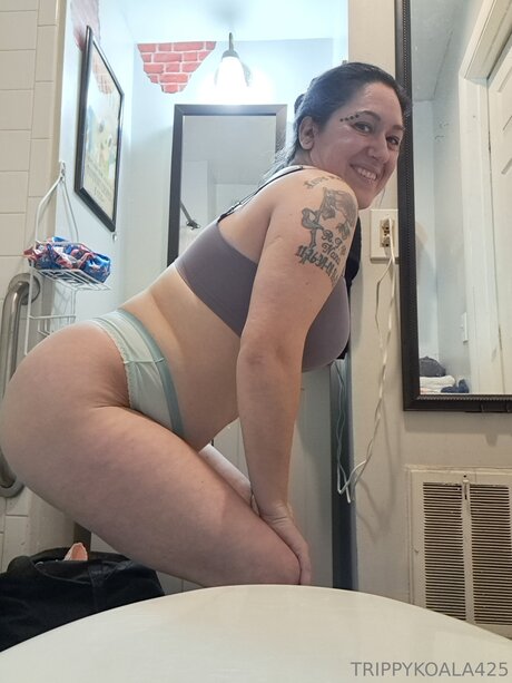 Trippykoala425 hot model images