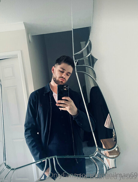 Beardedjesus high quality pornstar pics