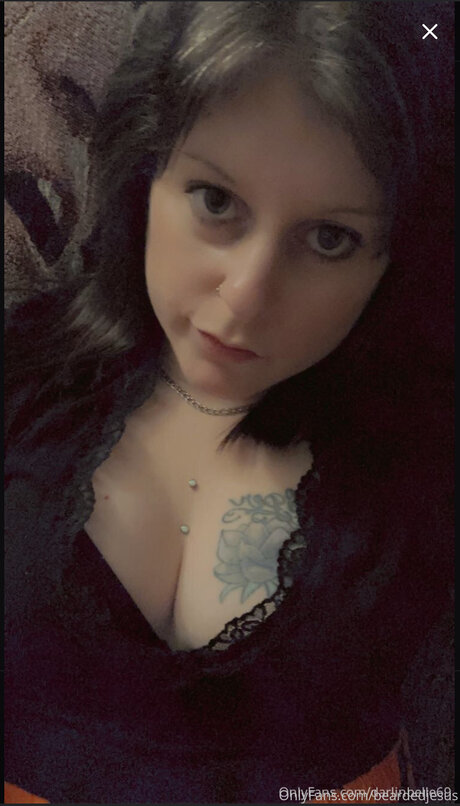 Beardedjesus naked model galleries