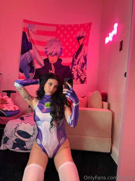 Kaybri star exclusive photos