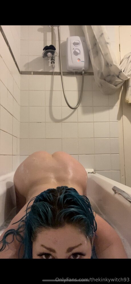 Thekinkywitch93 nude actress photos