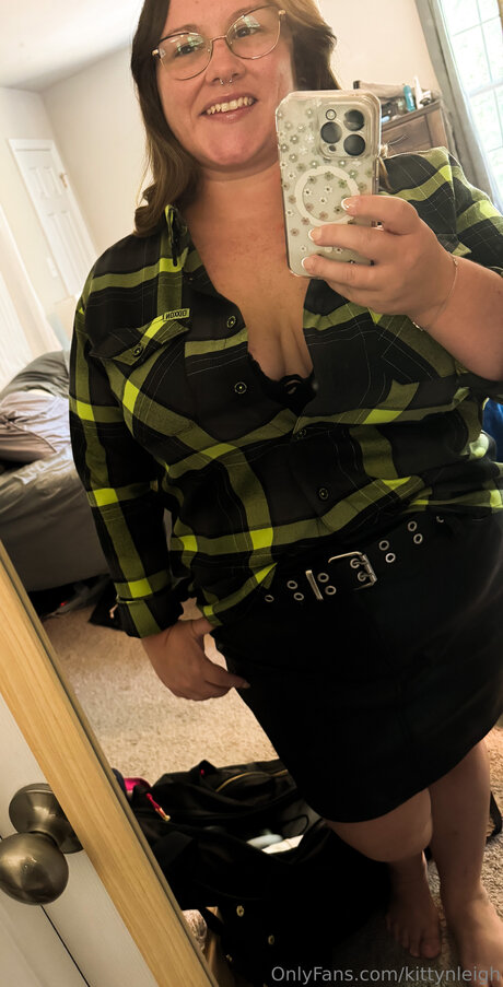 Kittynleigh hot actress gallery