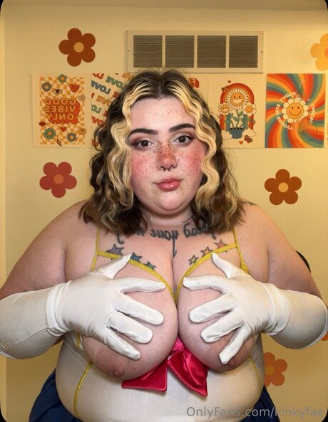 Kinkyfae pornstar naked picture