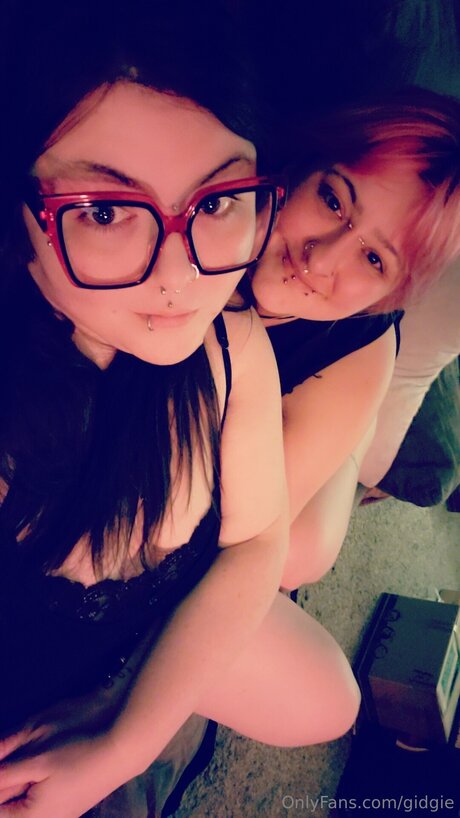 Gidgie star high quality gallery