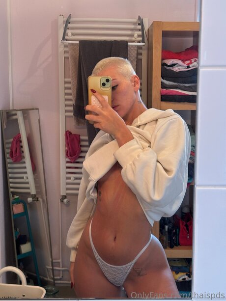 Thaispds sexy star photo