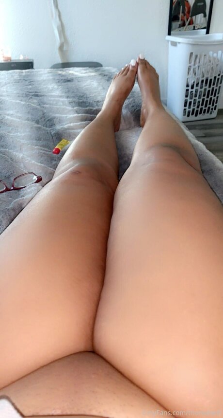 Therealkelll high quality actress pics