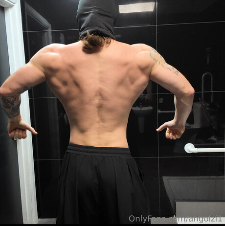 Angolzi1 xxx actress gallery