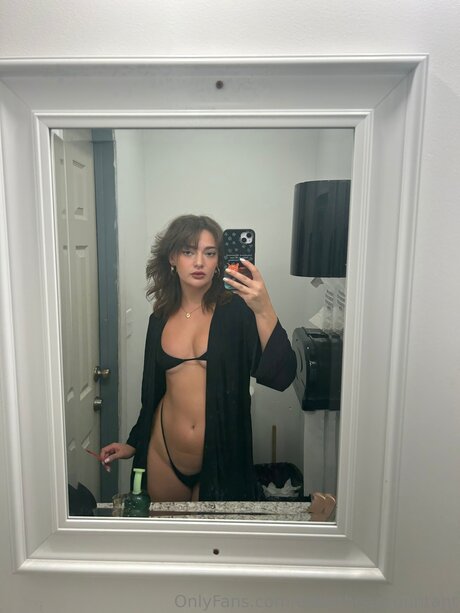 Edentheaccountant nude pornstar pic