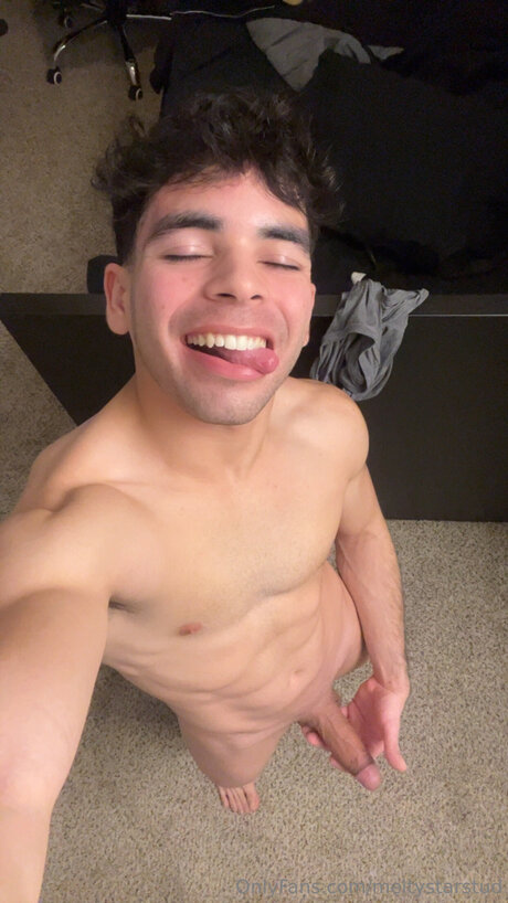 Meltystarstud pornstar exclusive images