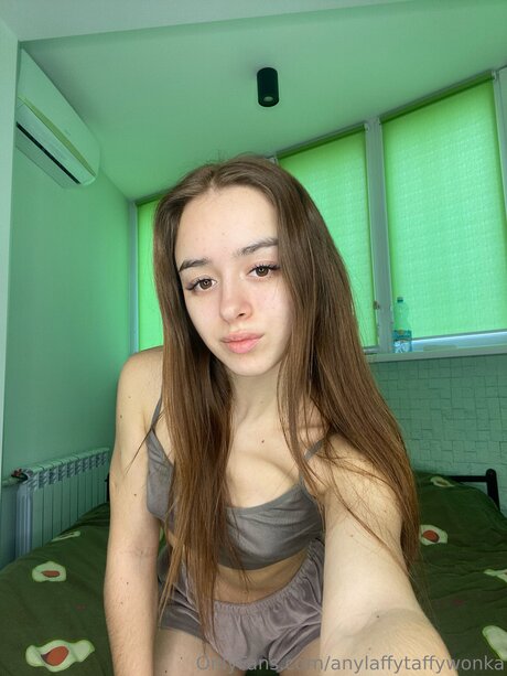 Anylaffytaffywonka hot star archive