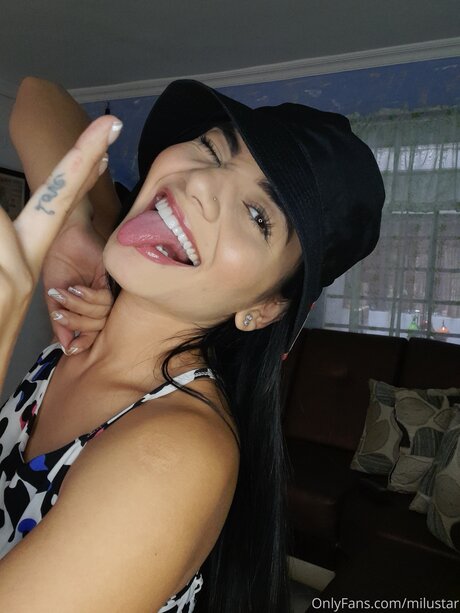 Milustar model nice photo