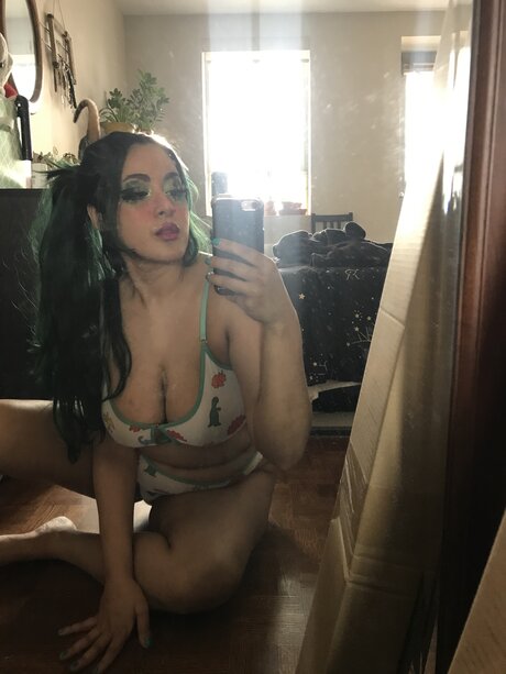 Camdenpeachfree actress pics