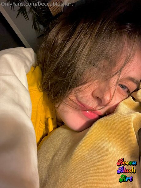 Beccablushart model nudes photo