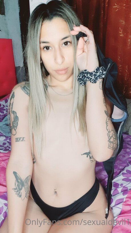 Sexualdevil1 pornstar art photo