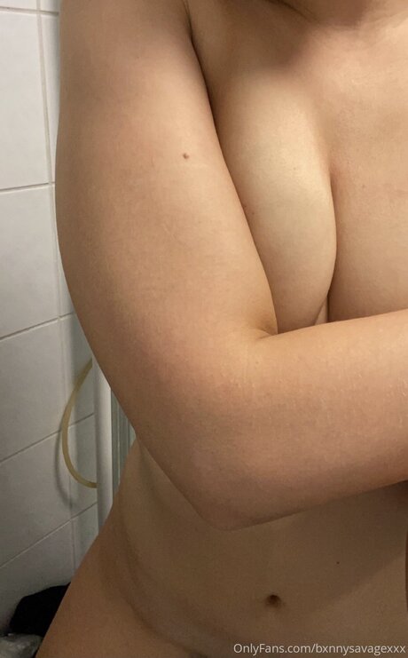 Bxnnysavagexxx adult model images