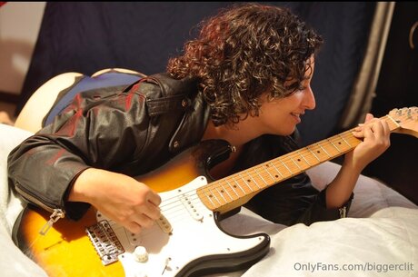 Biggerclit star hot image