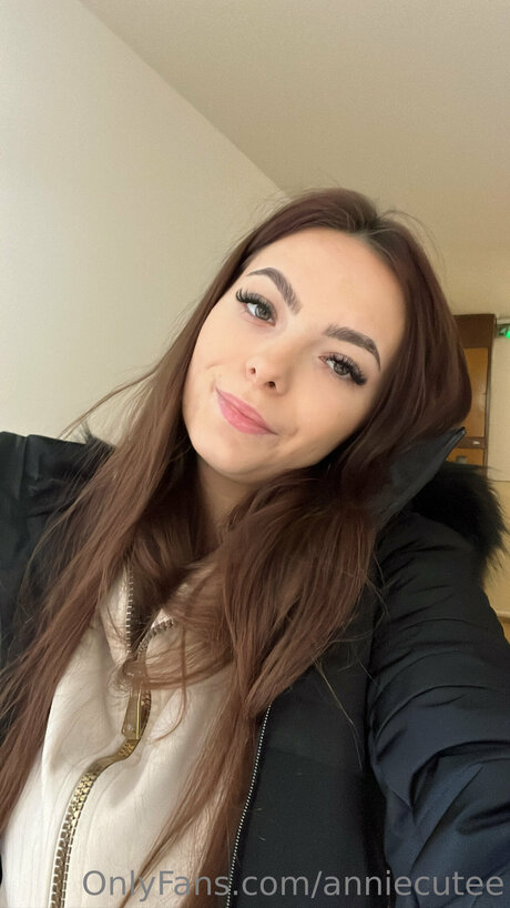 Anniecutee perfect pornstar archive