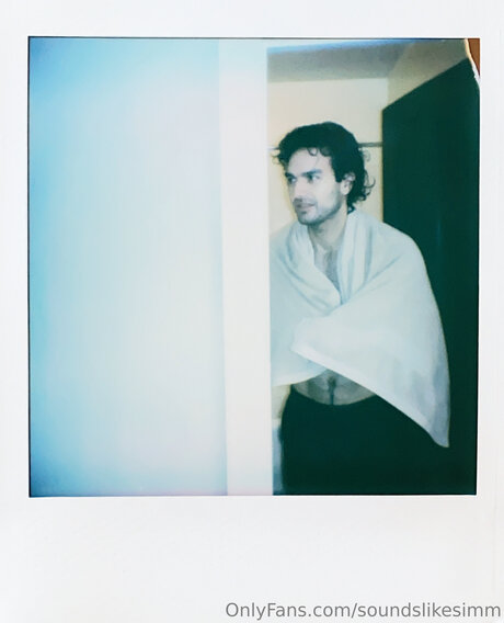 Soundslikesimm nude pornstar pic