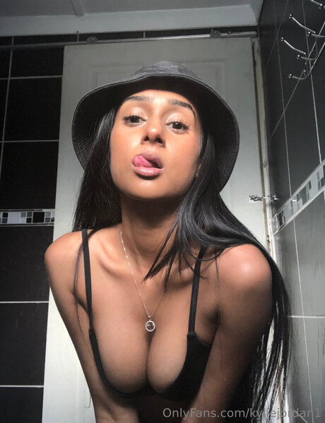 Kyliejordan66 nude star galleries