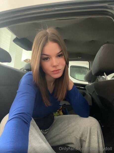 Caandydoll xxx pornstar picture