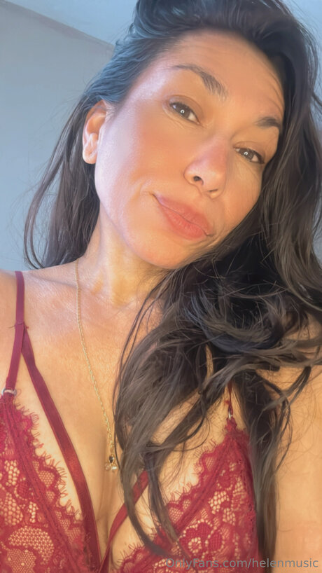 Helenmusic hot pornstar pics