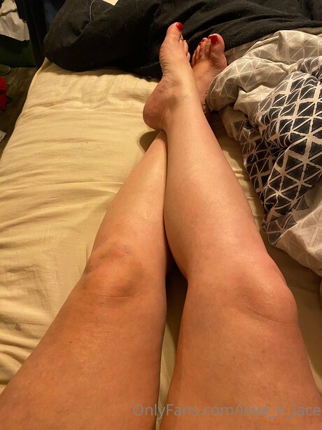 Love N Lace model perfect pics