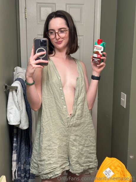 Maritimemuse21 sexy actress pics