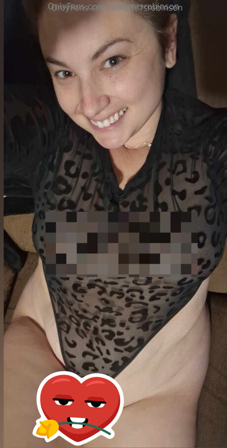 Miflymrsrobinson hot pornstar picture