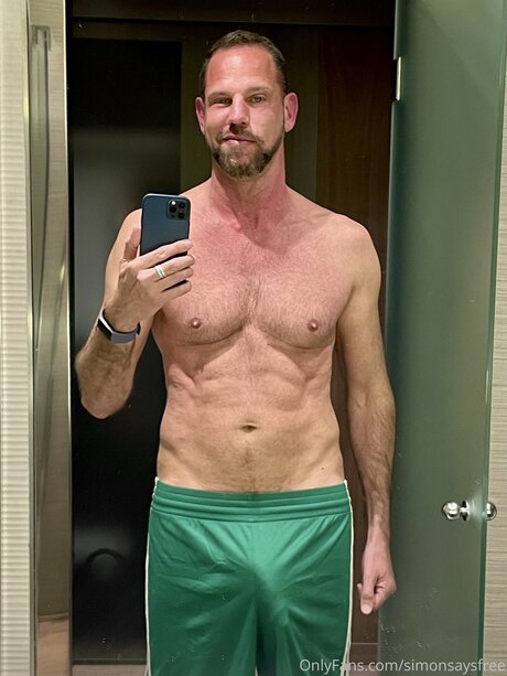 Simonsaysfree star xxx image