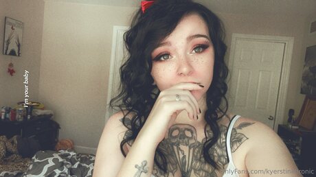 Kyerstinkhronic pornstar pretty gallery