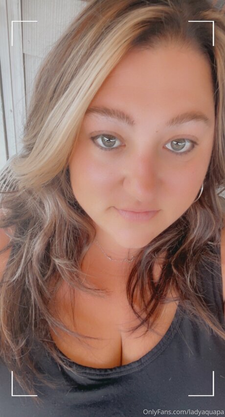 Ladyaquapa adult actress gallery