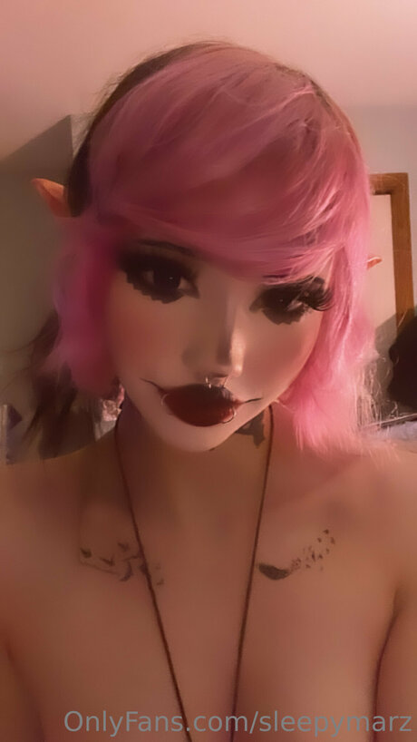 Sleepymarz adult actress pics