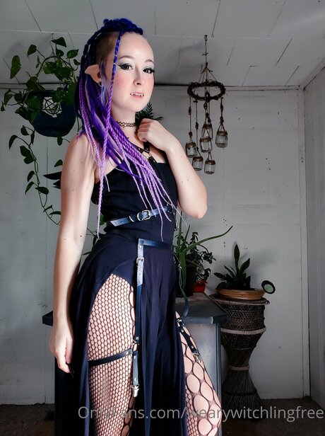 Wearywitchlingfree pretty pornstar photo