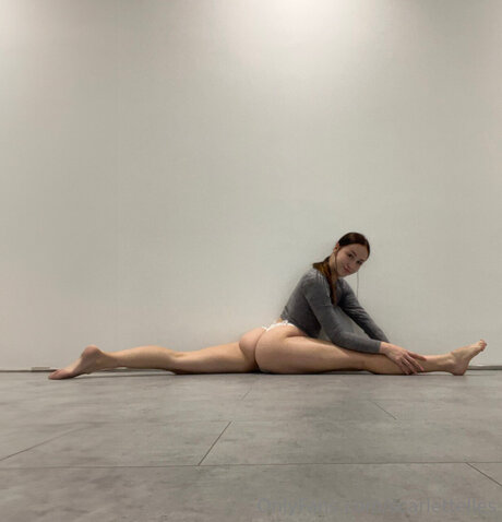 Scarlettelles free model images