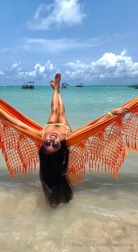 Keyla03 naked actress image