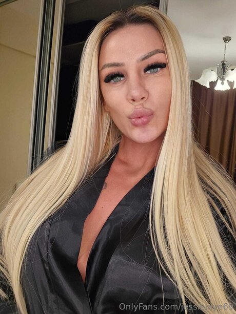 Jessiejaye69 adult model pics