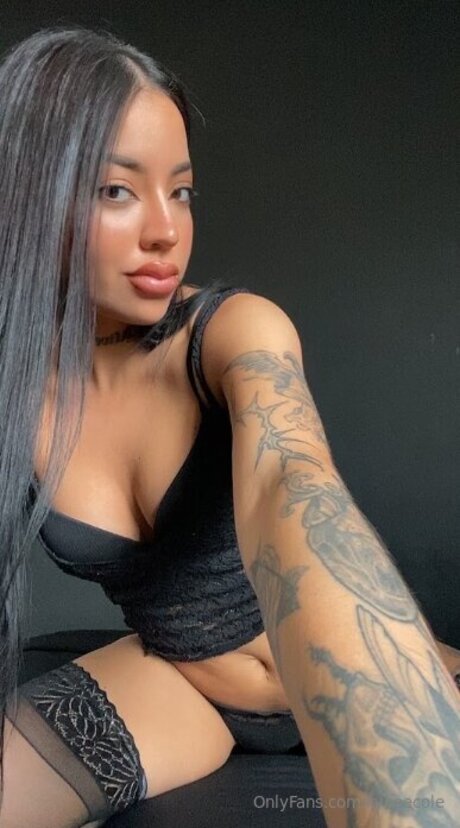 Kylieecole hot star archive