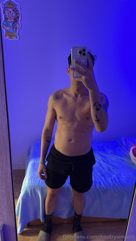 Dimitrysimonit nudes star galleries