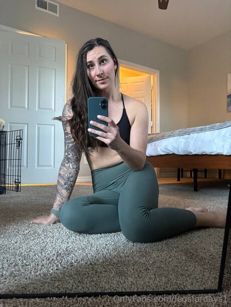 Legsfordays1 pornographic actress pics